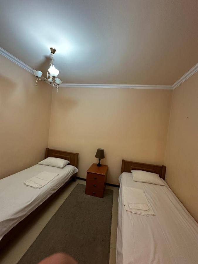 Rp Hotel- Hostel Yerevan Bagian luar foto