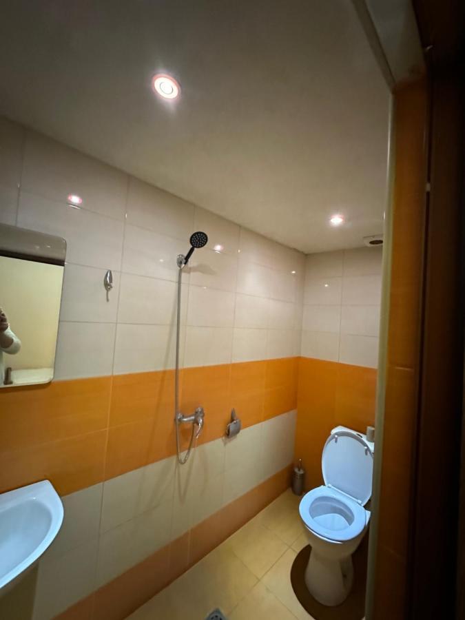 Rp Hotel- Hostel Yerevan Bagian luar foto