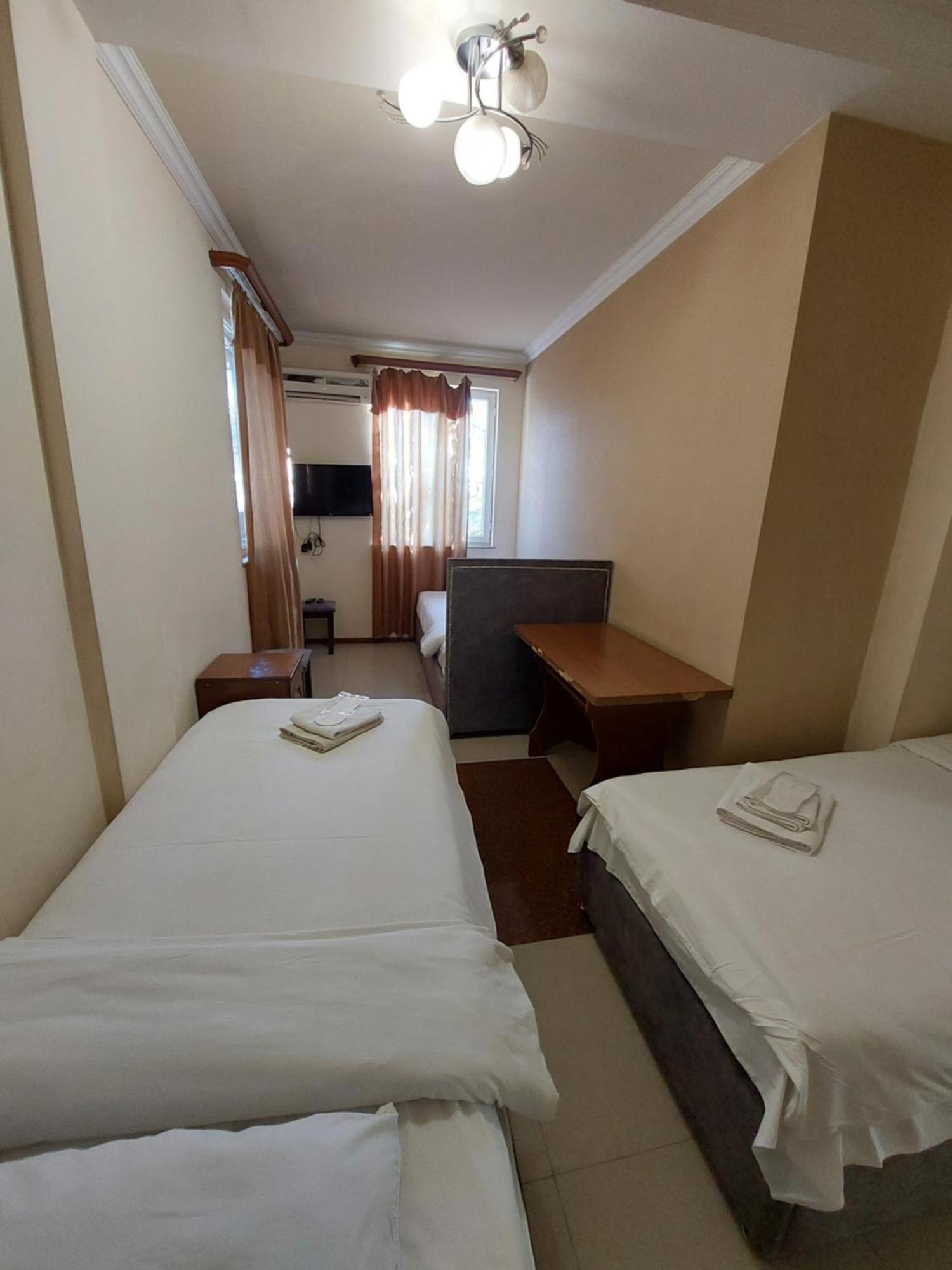 Rp Hotel- Hostel Yerevan Bagian luar foto